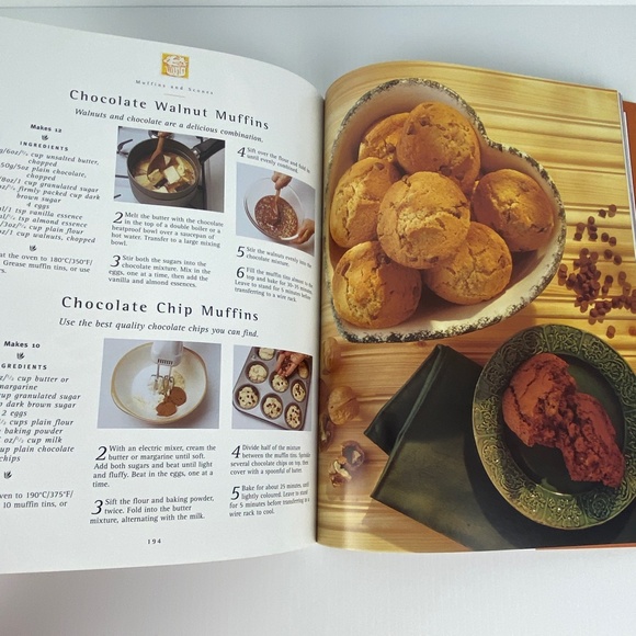 The Great Big Cookie Book Softcover Cookbook Over 200 Recipes Sweets Deserts - Picture 9 of 13